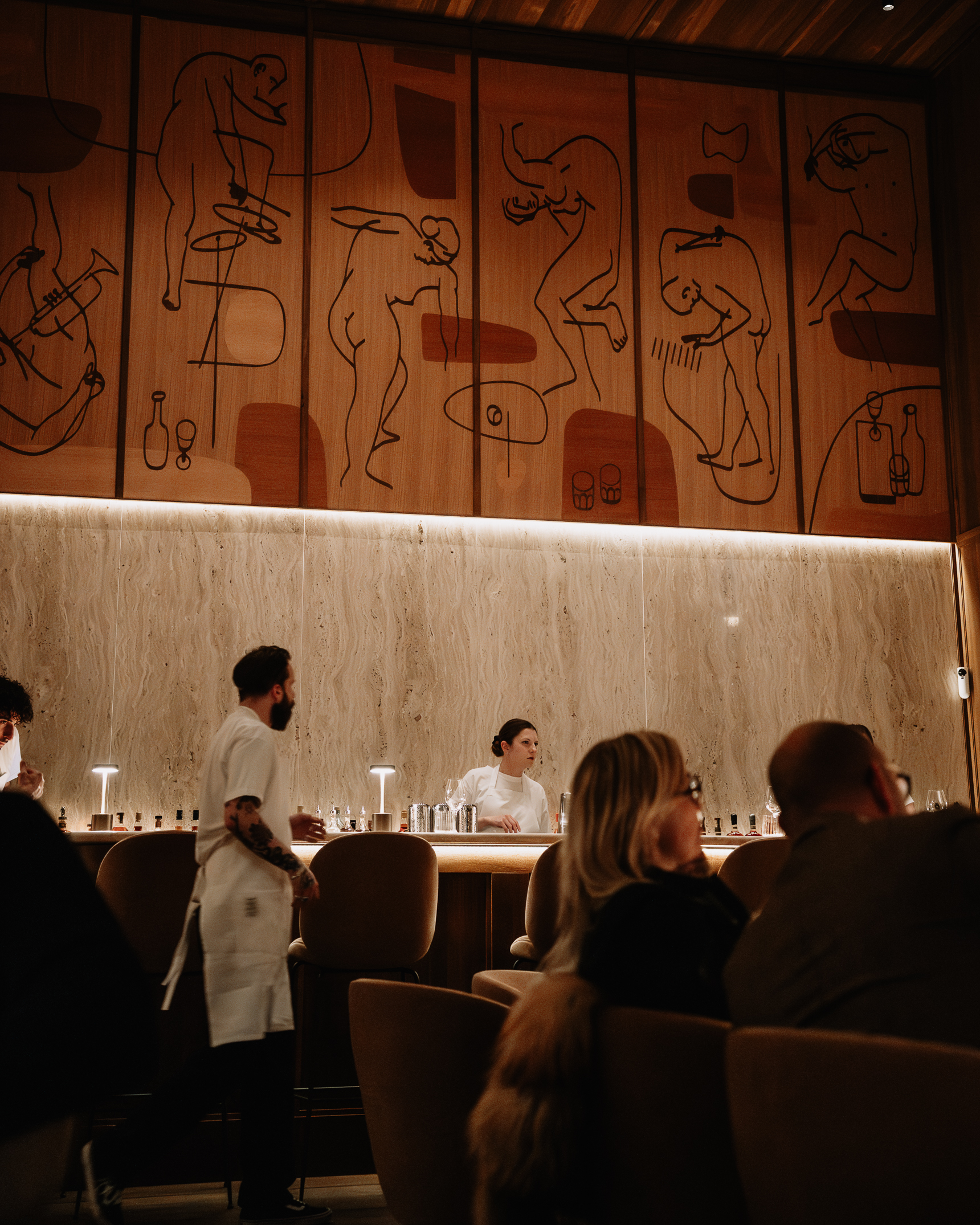 The bar at Epicurus. Photo by Francesco Grasso.